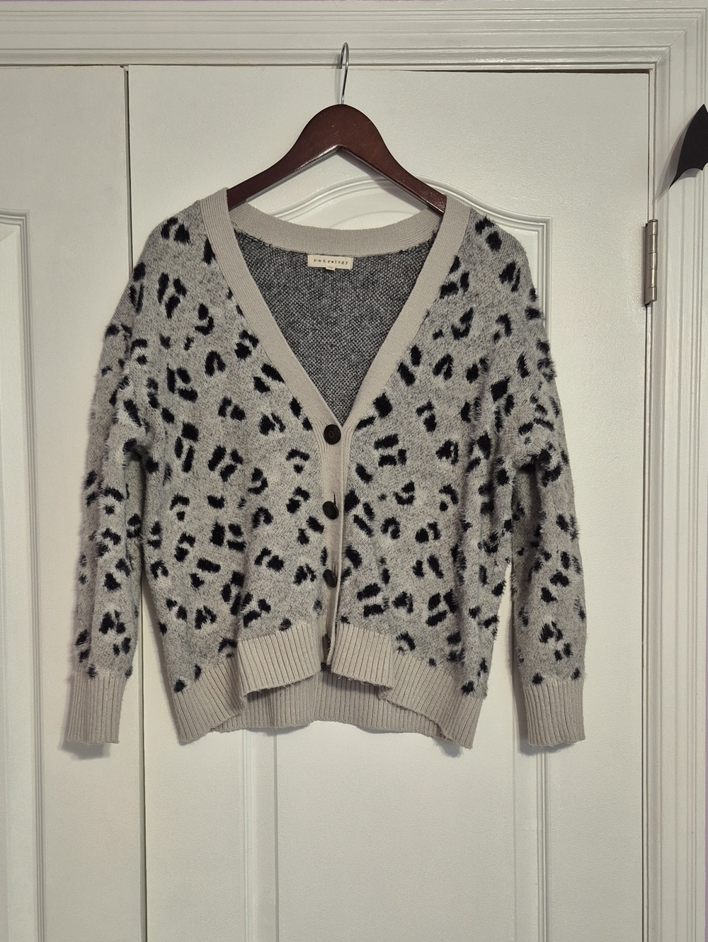 RETROLOGY Cozy Gray Leopard Print Cardigan Sweater